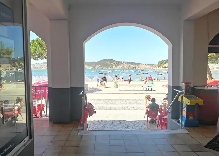 Casa De T2_frente De * São Martinho do Porto